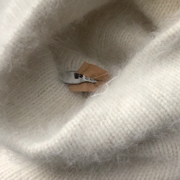 VINTAGE-Angora Knit Sweater - Picture 7 of 7